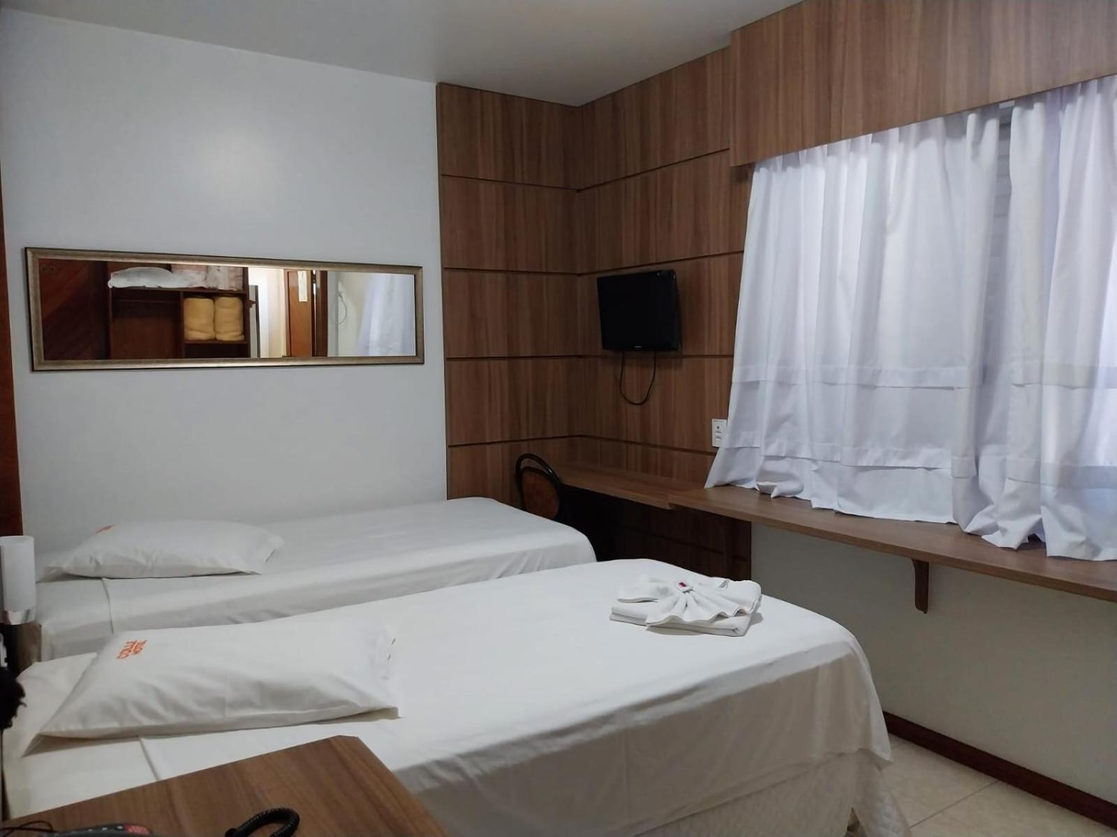 Colle Tourist Hotel Luxo 크리시우마 외부 사진